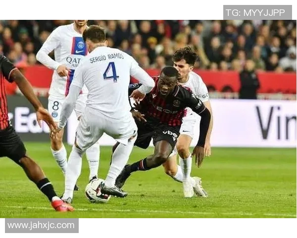 巴黎圣日耳曼获迪马利亚爆发,6-1大胜昂热稳居法甲榜首 巴黎圣日耳曼获迪马利亚爆发,6-1大胜昂热稳居法甲榜首