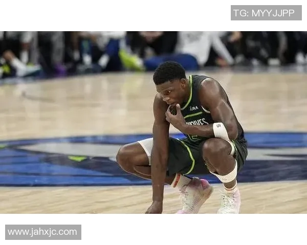 爵士击败尼克斯，戈贝尔独揽20篮板，展现顶级防守力量