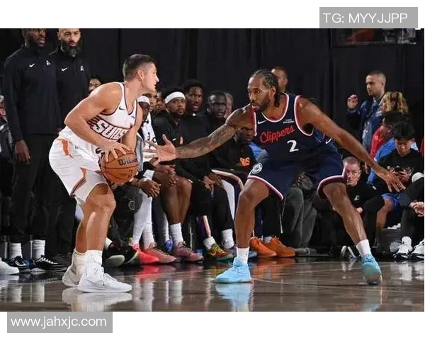 快船队大胜太阳,成功晋级西部决赛:为胜利喝彩 快船队大胜太阳,成功晋级西部决赛:为胜利喝彩