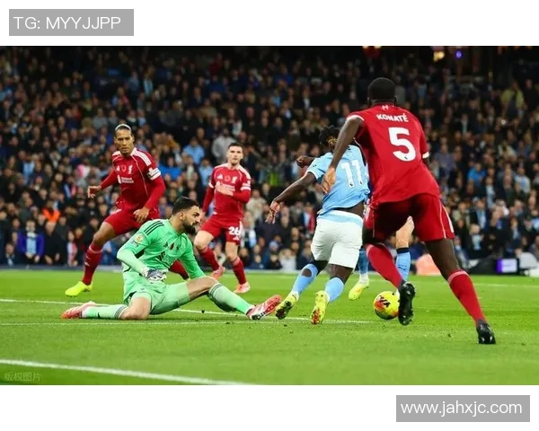 英超联赛暂停：各支球队紧急备战，球迷热切期待比赛重启